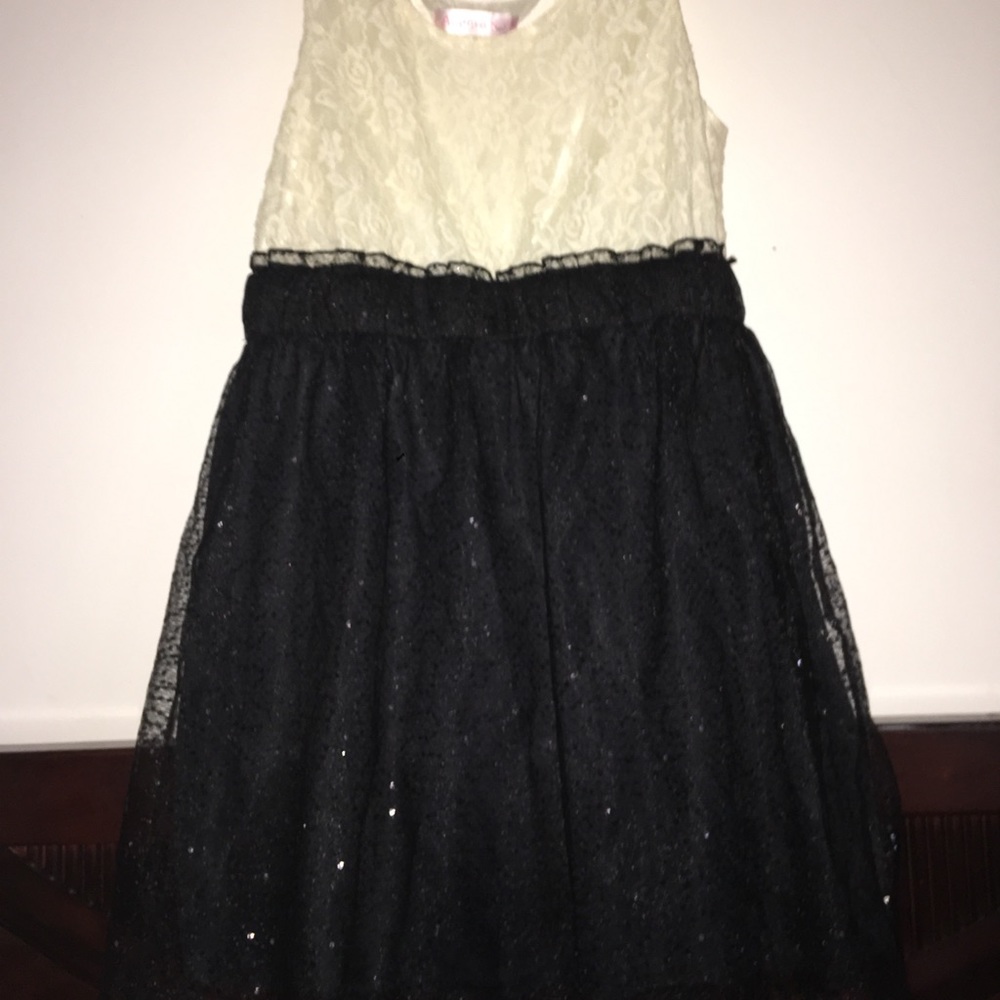 beige & black dress
